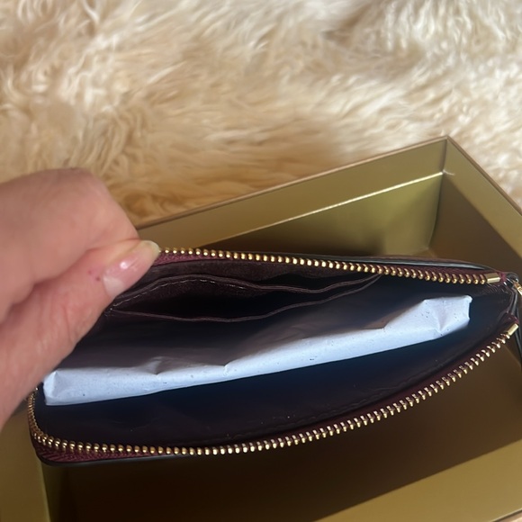 NWT. Coach Zip Wristlet. - Picture 3 of 7